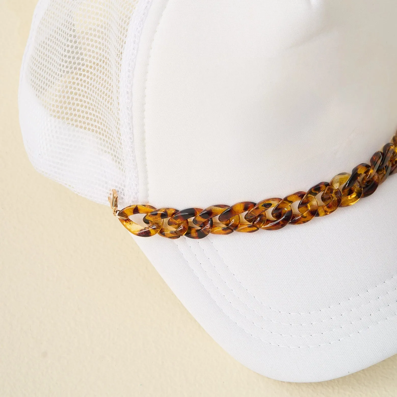 Acrylic Tortoise Trucker Hat Chain