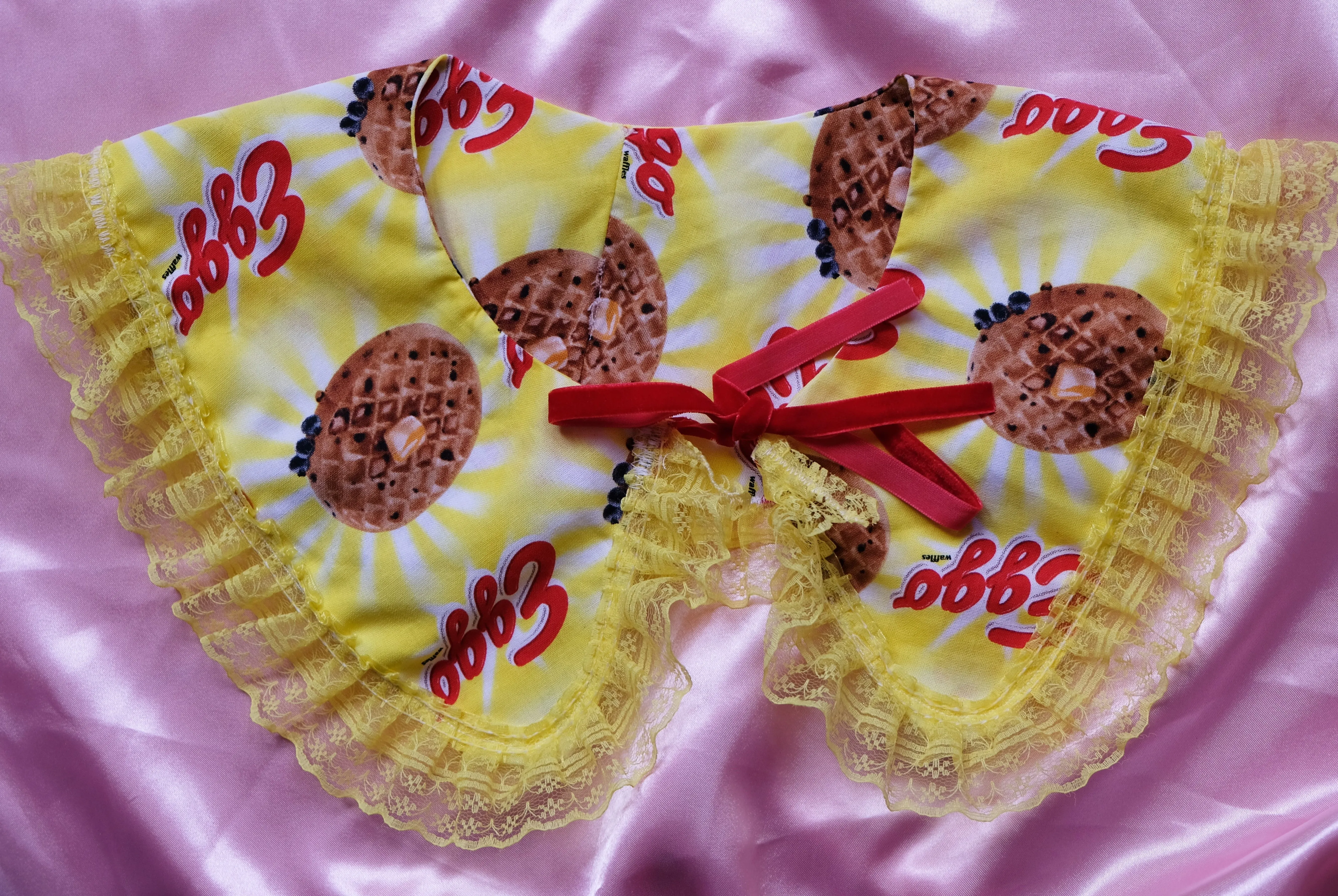 Eggo Collar