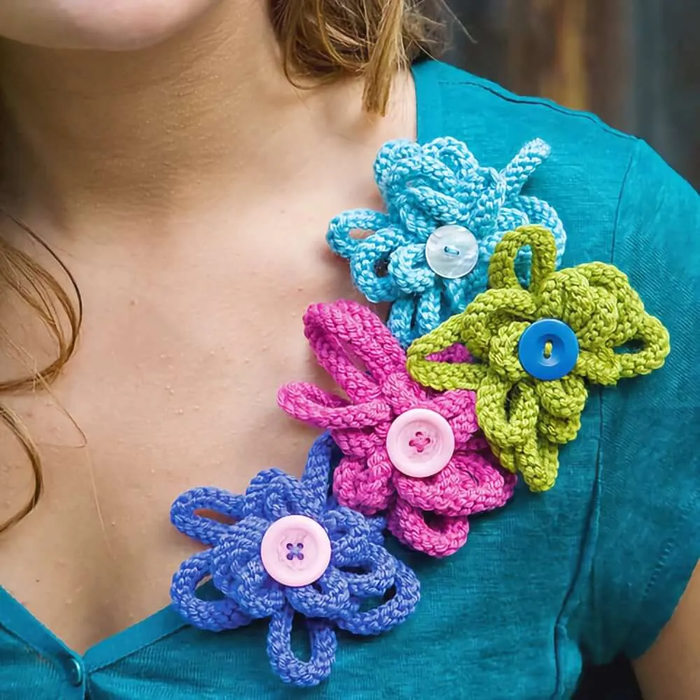 Floral Knits: 25 Contemporary Flower-Inspired Designs by Martin Storey