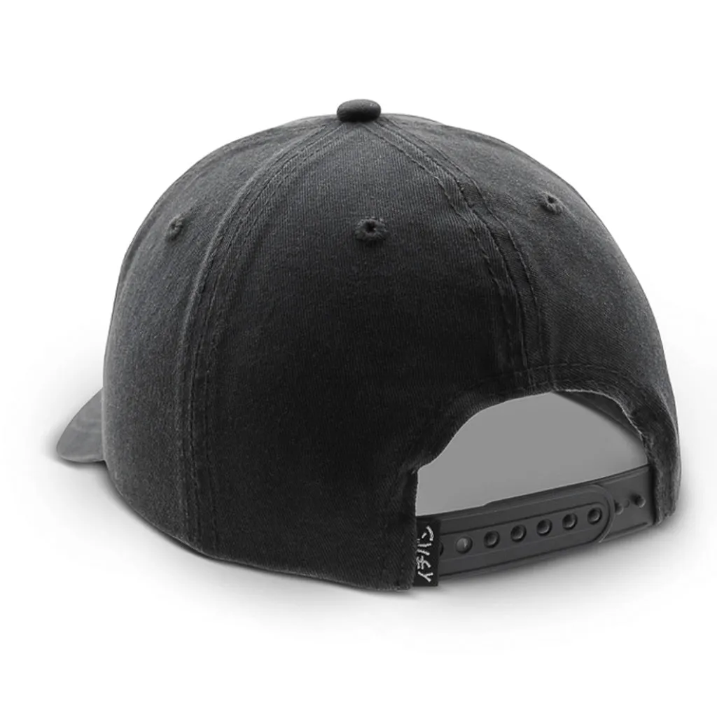 MATUSE (BLACK) PRE-CURVED SNAPBACK