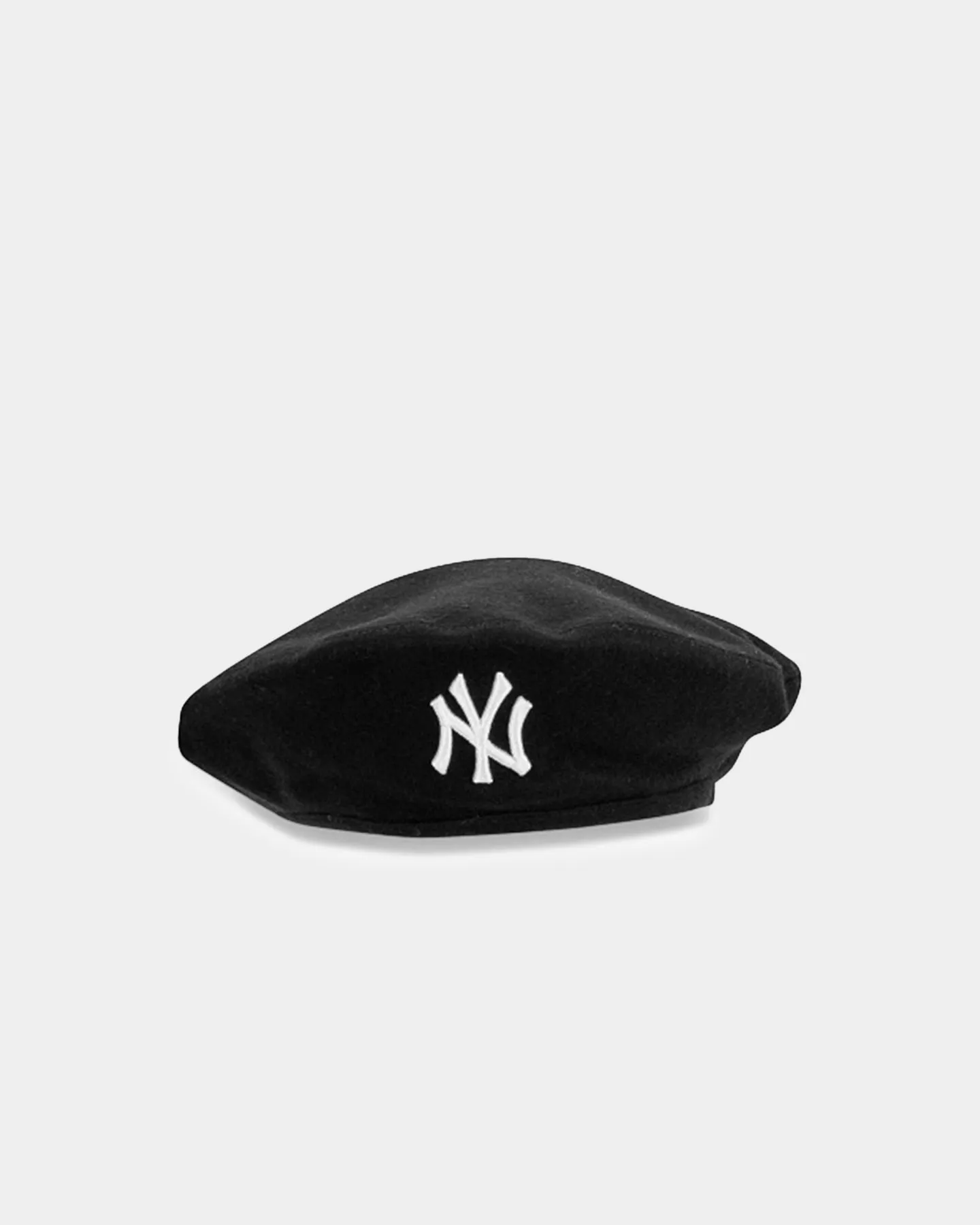 New Era New York Yankees 'Black Melton Wool' Beret Black/White