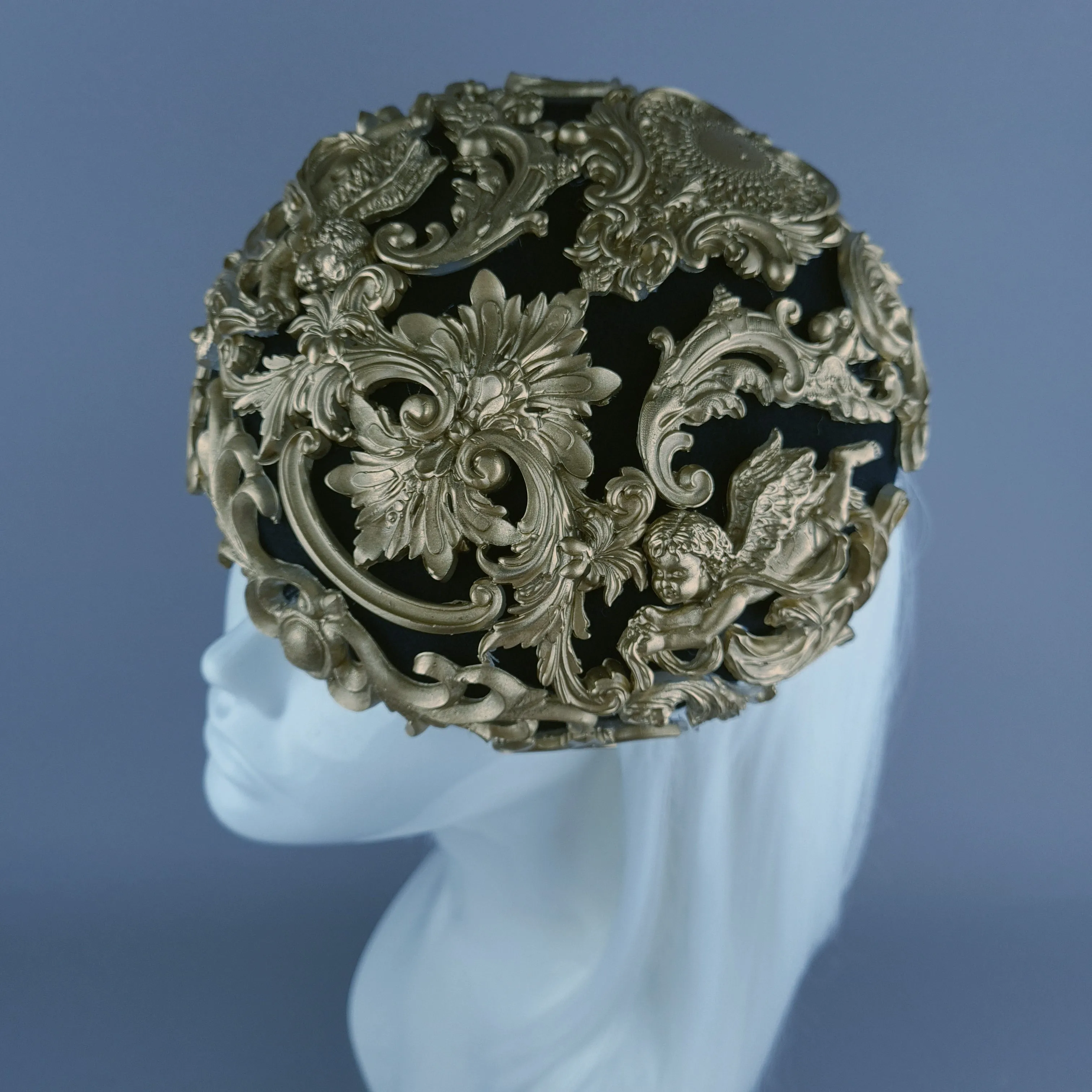 "Ozul" Black & Gold Filigree Fascinator Hat